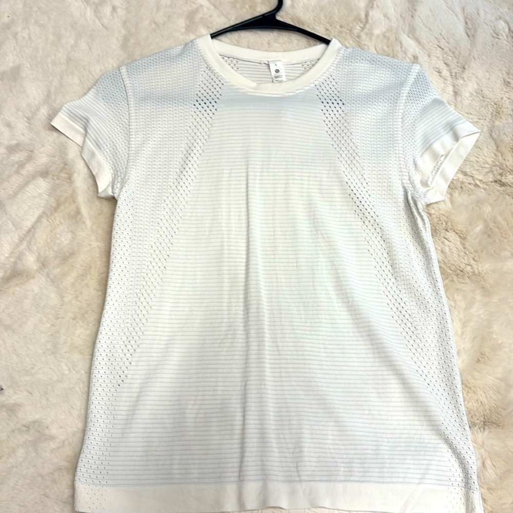 Lululemon White Workout T-shirt 2
